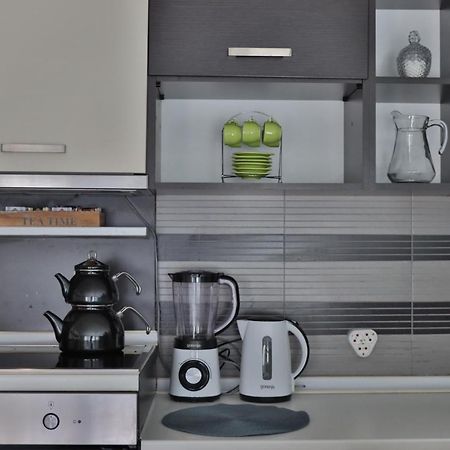 Malda'S Apartment Prishtinë Ngoại thất bức ảnh