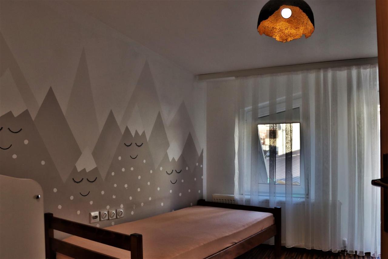 Malda'S Apartment Prishtinë Ngoại thất bức ảnh